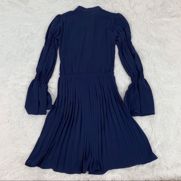 Michael Kors bell sleeve pleated button front dress navy blue - Picture 8 of 10